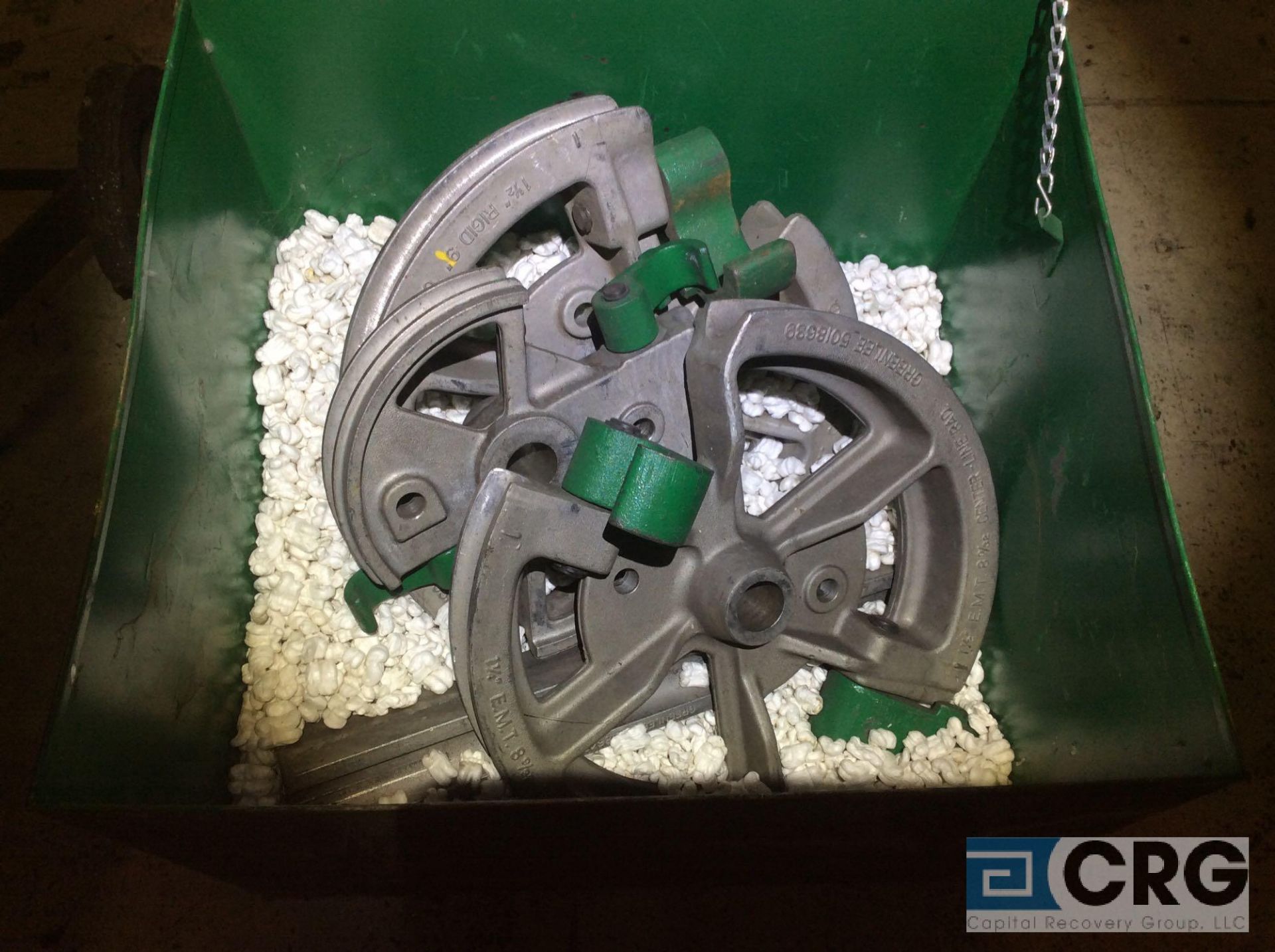 Greenlee 1818 mexhanical conduit bender with assorted shoes and case, 3/4 - 2 inch EMT, 1/2 - 1 1/ - Image 3 of 3