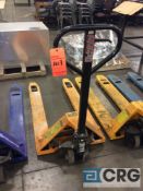 Global 5500 lb cap pallet jack