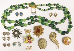 Small quantity of costume jewellery in Japanese lacquer glove box