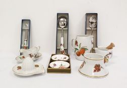 Royal Worcester Evesham pattern, freezer to oven, oven-to-tableware, etc, to include jug, milk