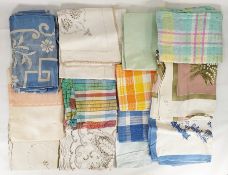 Quantity of assorted linen, tableware, bedlinen, table linen, etc (2 boxes)