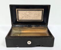 Early 20th century bakelite music box, the top with Arc de Triomphe de Letoile decoration and