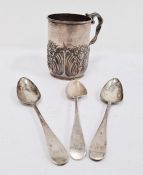 Victorian silver christening mug, cylindrical, half-repousse decorated with floral bouquets and