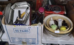 Quantity of assorted kitchenware including a toffee hammer, corkscrews, nutcrackers, other kitchen