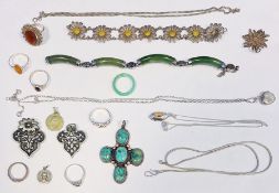 Collection of white metal jewellery to include bracelet, rings, cross pendant, etc