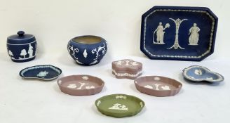 Collection of blue and white Wedgwood jasperware to include trinket dishes, pot and cover, a
