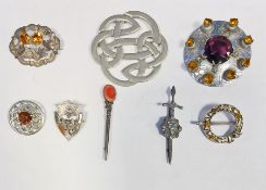 Collection of Scottish costume jewellery to include various kilt brooches, etc