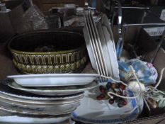 Collectors plates, Lenox 'The Old New York' plates, etc and a quantity of lampshades (1 box)