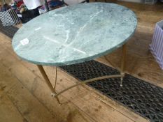 20th century coffee table, circular green marble top on stretchered brass base ( 70cms diam.)
