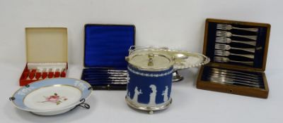 Canteen of fish eaters, cased plated ware, a Wedgwood blue jasperware barrel with silver-plated