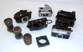 A quantity of cameras and lenses to include a Coronet Dynamic camera, Rank Aldis 200, Kodak