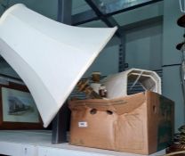 Assorted table lamps to include a brass-coloured Corinthian column style, three small alabaster