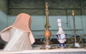 Ceramic table lamp, Wedgwood style design, two other table lamps and two lampshades