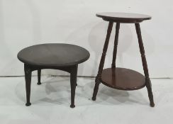 Mahogany two-tier circular table on three turned and ringed supports, with circular undertier and