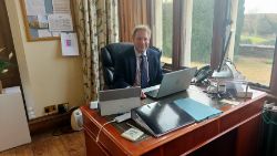 Auction in the Autumn to raise funds for Hatherop Castle School Parents Association.