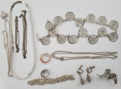 Leather jewellery box containing silver and plated jewellery rings, necklaces, earrings, etc