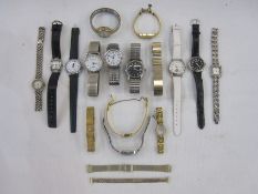 Gentleman's Roamer Searock bracelet watch, the circular dial with fluorescent numerals and date