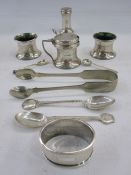 Early 20th century silver four-piece cruet set of plain form, Birmingham 1915, makers CF*F, with
