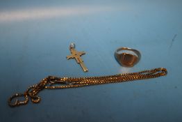 A 9 CT GOLD SIGNET RING, A 9 CT GOLD CHAIN, BOTH A/F AND A 9 CT GOLD CRUCIFIX SET WITH A RED