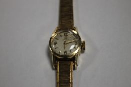 OMEGA, A VINTAGE LADIES' MANUAL WIND WRIST WATCH