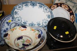 A LE CREUSET POT AND OTHER CERAMICS