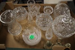 A TRAY OF GLASSWARE (NOT INCLUDING TRAY)
