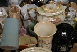 A TRAY OF CERAMICS TO INCLUDE CROWN DEVON, T. G. GREEN, ETC.