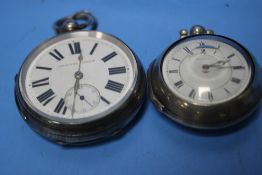 A SILVER PAIR CASE POCKET WATCH WITH LATER MOVEMENT, SIGNED AINSWORTH, BLACKBURN AND A SILVER