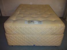 A SLUMBERLAND GOLD SEAL DOUBLE DIVAN BED