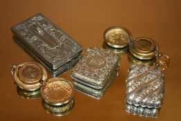 A BAG OF COLLECTABLES TO INC VESTA CASES AND SOVEREIGN HOLDERS
