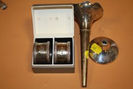 A BOXED PAIR OF HALLMARKED SILVER NAPKIN RINGS' TOGETHER WITH A HALLMARKED SILVER TRUMPET VASE A/F