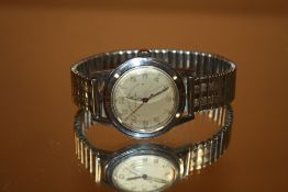 A MENS VINTAGE WRISTWATCH BY P BUHRE AND GOLDSMITHS & SILVERSMITHS COMPANY
