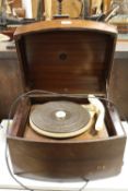 A RETRO WOODEN CASED PYE RECORD PLAYER / HI-FI