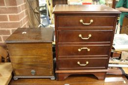A MODERN MAHOGANY SMALL FOUR DRAWER CHEST W-37 CM AND A SEWING BOX (2)