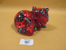 AN ANITA HARRIS FIGURE OF A CAT LYING DOWN