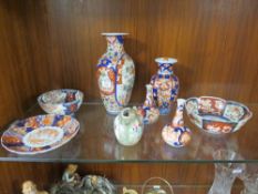 A COLLECTION OF ORIENTAL CERAMICS TO INCLUDE A SMALL TEAPOT A/F (8)
