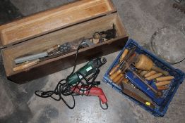 A SELECTION OF ROBERT SORBY CHISELS TOGETHER WITH POWER TOOLS ETC