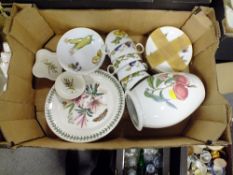 A TRAY OF PORTMEIRION CERAMICS AND ROYAL WORCESTER EVESHAM CHINA
