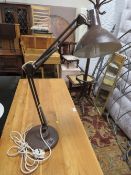 A VINTAGE INDUSTRIAL STYLE ANGLE POISE LAMP