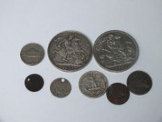 A COLLECTION OF OLD COINS TO INCLUDE VICTORIAN SILVER CROWN ETC