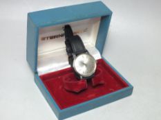 A VINTAGE ETERNAMATIC MENS WRISTWATCH IN ORIGINAL BOX
