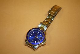 A MENS VINTAGE LIMIT 21 JEWELS AUTOMATIC DIVERS WATCH