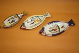 THREE HENRIOT QUIMPER OF FRANCE CERAMIC FISH SHAPED DISHES