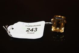 A HALLMARKED 18 CT GOLD LARGE CITRINE RING, the citrine measuring approx 20 mm x 15 mm, approx