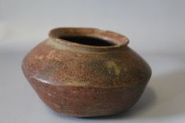 PRE COLUMBIAN STYLE CLAY POT, H 7 cm