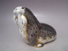 A ROYAL CROWN DERBY WALRUS PAPERWEIGHT, octagonal 21 gold stopper, with associated box, H 11 cm