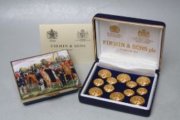 A HALCYON DAYS 'THE VICTORIA CROSS' LIMITED EDITION ENAMEL BOX, W 8.5 cm, together with a Firmin &