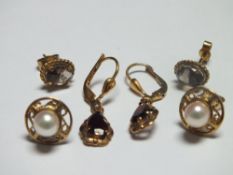 TWO PAIRS OF 9 CT GOLD EARRINGS, together with an unmarked pair, approx combined weight 4.7g