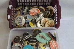A COLLECTION OF VINTAGE BUTTON BADGES, various types to include politics, religion, advertising etc