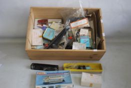 MODEL RAILWAY PARTS AND KITS. TO INCLUDE: loco bodies and engines, building kits, figures etc.